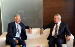 filistin devlet baskani yardimcisi al sheikh tony blair ile gazze planini gorustu D83gRmYj.jpg